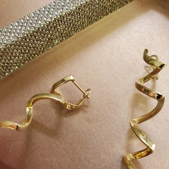 Vintage 14k Gold Zig Zag Spiral Earrings - Picture 7 of 11
